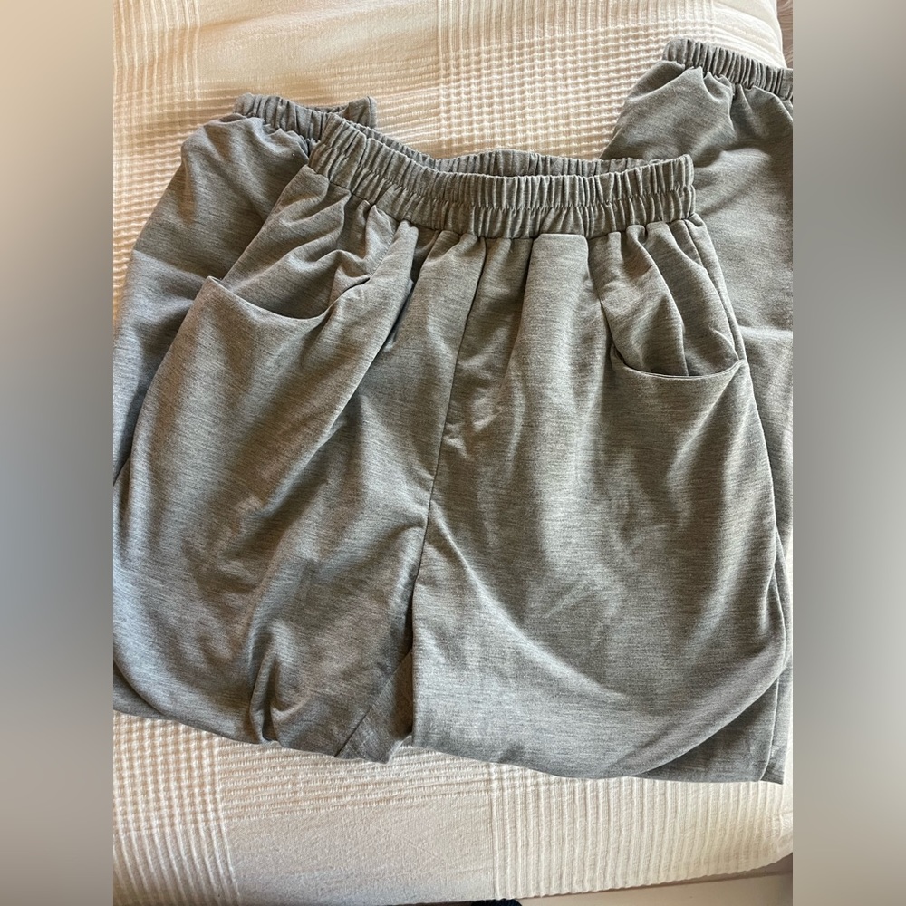 gray Sweatpants with front pockets